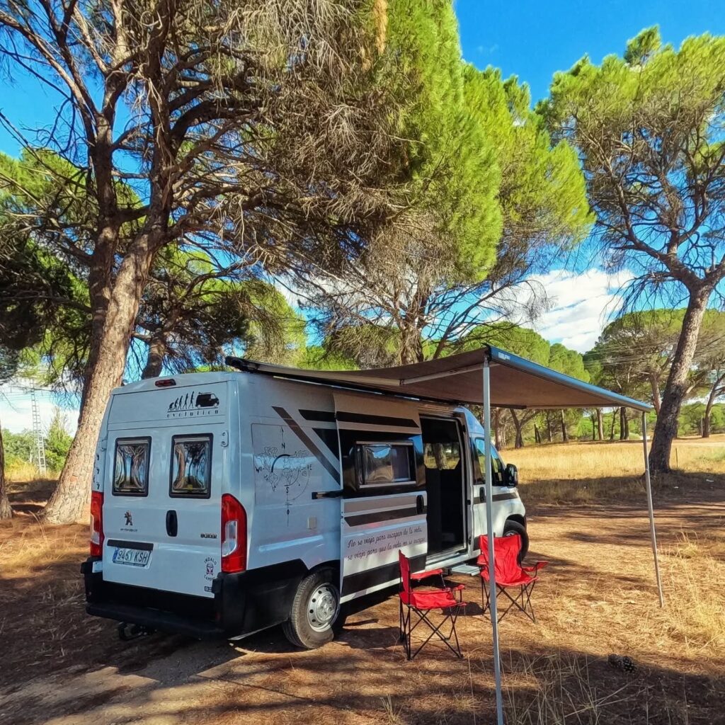 Instagram post from pichiscamper. This post is in position 6.